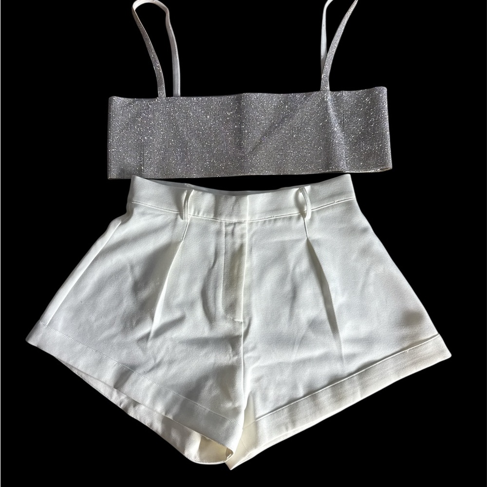 White Fox Breathtaking + Hey Vaca | Bachelorette/Vegas Party Look – M/L
